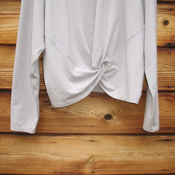 Lululemon Tuck and Gather Pullover Top Long Sleeve 10 - Picture 6 of 9